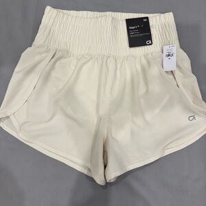 NWT GAP Cream Athletic Shorts Lightweight Moisture-Wicking